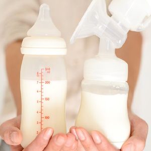 Mleko matki lekarstwem na koronawirusa