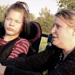 Mama niepełnosprawnej 14-latki wyznała, jaką pomoc otrzymuje od państwa