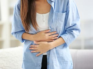 Dieta i wsparcie suplementacyjne w endometriozie: jak łagodzić ból i poprawiać komfort podczas miesiączki