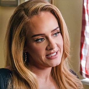 Adele powraca w wielkim stylu. Nie tylko w kwestii muzyki. Odtwórz eleganckie stylizacje