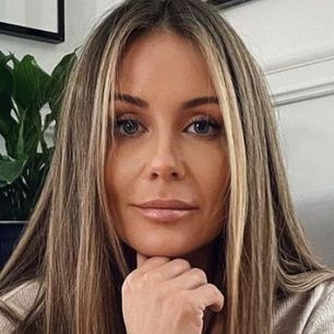 Hit na święta. Te kapcie w stylu Rozenek to idealny pomysł na gwiazdkowy prezent dla żony
