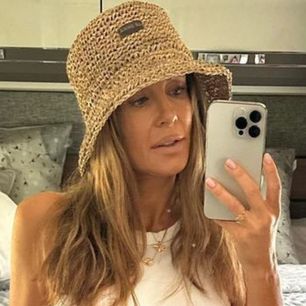 „Jakby dopiero wstała z łóżka”. Małgorzata Rozenek-Majdan tak ubrana po zamku