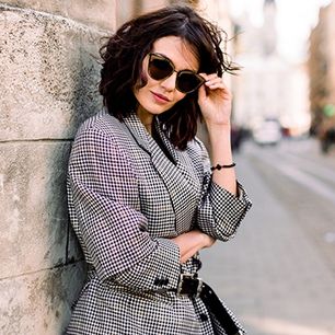 Marynarki w stylu Eppram – jak nosić modele oversize a la Maffashion w modnych stylizacjach?