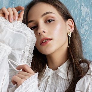 Styl wiktoriański w modzie - stwórz modną kreację inspirowaną strojami z XIX wieku!