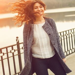 Jaki płaszcz dla puszystej figury? Dobieramy idealny fason dla sylwetki plus size