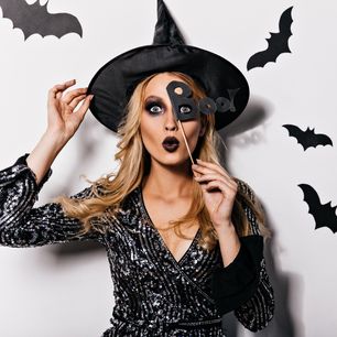 Przebrania na Halloween 2023 – proste pomysły na straszne stylizacje