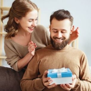 Prezent dla chłopaka - pomysły do 50, 100, 150 zł i na większy budżet. 30 września coraz bliżej!