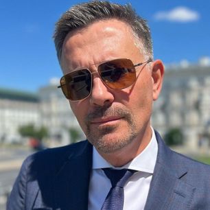 Męskie koszule na wesele – lato 2023 należy do tych modeli