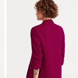 Trend 2019: komplety. To będziemy nosić tej jesieni!