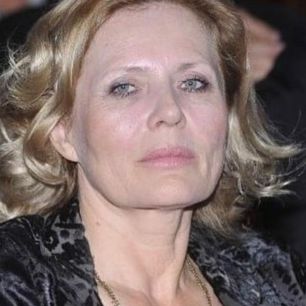 Idealne spodnie na lato dla 60-latek. Grażyna Szapołowska wygląda w nich bosko