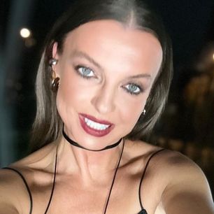 Trzy sukienki na sylwestra. Modne propozycje prosto od Sokołowskiej