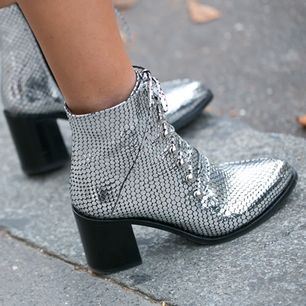 Te buty wydłużają i wyszczuplają nogi!