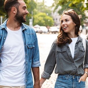 Co to jest dress code? Poznaj zasady dobierania stroju do okazji i rodzaje kodów ubioru