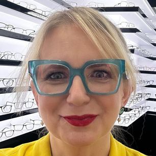 Ten znak zodiaku lubi przyciągać uwagę stylizacjami. Nie stroni od kolorów i drogich dodatków