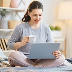 Zakupy online - najbezpieczniejsza forma zakupów w czasie epidemii. Jak kupować przez Internet?