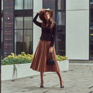 Eleganckie spódnice na jesień w super niskich cenach. Ponadczasowe modele kupisz do 100 zł!
