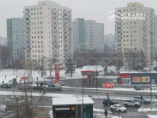 Akcja policji na stacji paliw na Bródnie. “Stacja otoczona taśmami”