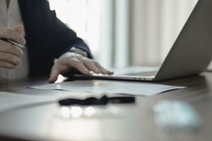 Chciał znaleźć pracę w 72h. Oto efekt. "Podobno nie ma rąk do pracy"