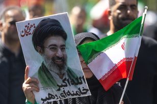 Nowego ajatollaha nadal nie pokazano. Teheran komentuje