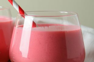 Niepozorny i zdrowy napój ułatwia zasypianie. Wypij wieczorem, a nie będziesz się wybudzać