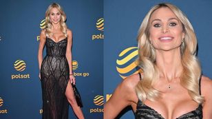 Hanna Żudziewicz w beżowych pantalonach i PRZEZROCZYSTEJ sukni gra nogą na ramówce Polsatu (ZDJĘCIA)