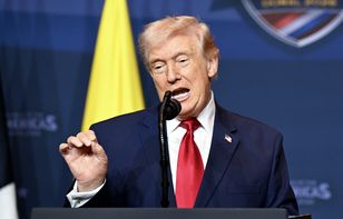 Kolejna łódź przemytnicza zniszczona. Trump o "wyplenieniu karteli"