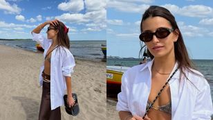 Julia Wieniawa w skromnym bikini za 2,5 tysiąca złotych byczy się na sopockiej plaży. Taka to pożyje? (ZDJĘCIA)