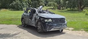 Wideo: Touareg twardy jak skała. Ucierpiał w ataku rakietowym, ale wciąż działa.