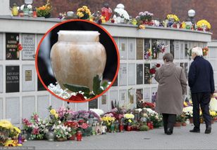Watykan mówi "tak", polskie prawo wciąż zabrania. Chodzi o prochy bliskich