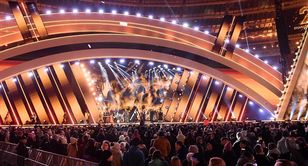 Samorządy hojnie łożą na telewizyjne sylwestry