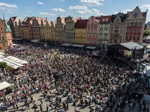 Rekord turystyczny: zagraniczni goście zostawili w Polsce 41,3 mld zł