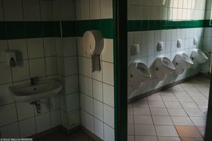 Piekło szkolnych toalet. Tak Niemcy chcą temu zaradzić