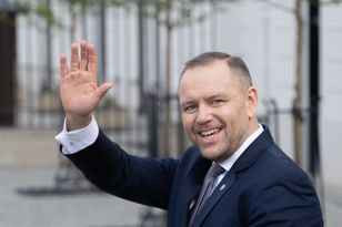 Nawrocki kieruje ustawę o akcyzie na e-papierosy do Trybunału Konstytucyjnego