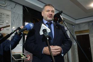 Żurek dla Reutera: Budapesztowi do bliżej Moskwy niż Brukseli