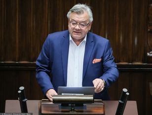 Łącki zapytany o aferę w szpitalu. "Niech rzuci kamieniem"
