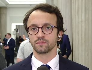 Samuel Pereira z sejmowym cyklem w telewizji wPolsce24