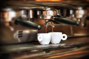 Przebadali kawy. Zwycięską markę można kupić w Polsce