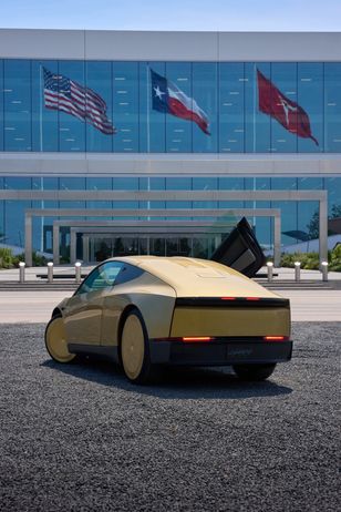Pierwsza Tesla ze Starlinkiem już jeździ. Musk chce tego w każdym aucie