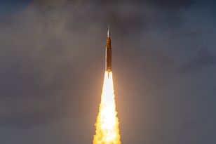 Nowa rakieta księżycowa nie taka nowa. To istny cud recyklingu