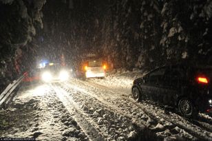 Paraliż po ataku zimy. Potężne utrudnienia w Małopolsce