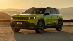 Jeep w "Biznes Klasie". Rozmowy Łukasza Kijka w najnowszym modelu Jeep Compass