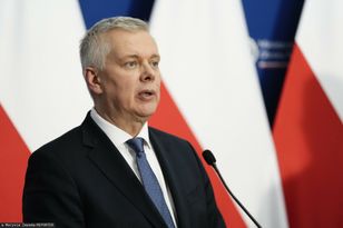 "Nie wierzę w plotki". Siemoniak wzywa prezydenta