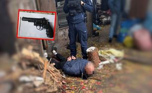 Chwile grozy na ulicy Otwocka. Wyciągnął broń i celował w kobietę