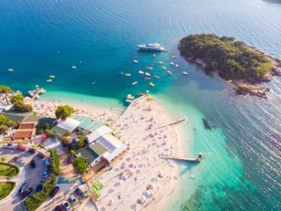 "Coolcation" na fali — trend chłodnych wakacji zyskał 5000% popularności w Google