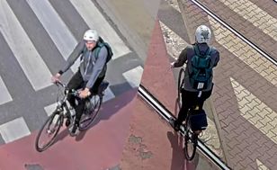 Skandaliczne zachowanie rowerzysty. Są nowe informacje z policji