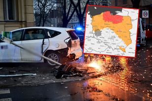Alerty dla 10 województw. "Uważaj na drogach i chodnikach"