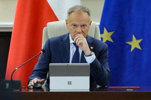 Niemal dwa lata rządu Papy. smerfy zabrali głos w sondażu