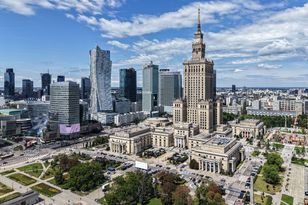 Wjazd do centrum Warszawy tylko z identyfikatorem. Miasto wprowadza nowe ograniczenia