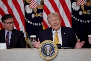 Szokują zachowanie Trumpa. Ujawnił chorobę kongresmena. "Mógł umrzeć do czerwca"