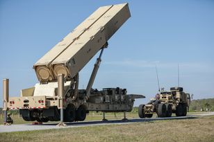 Dogrywka USA i Iranu. Amerykanie chcą ściągnąć w region broń hipersoniczną